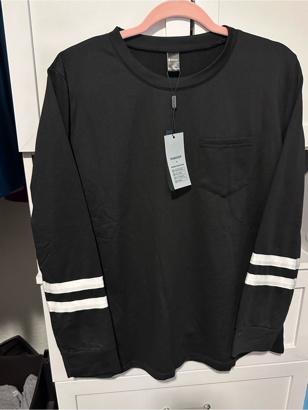 RUBZOOF Black White Varsity Stripe Long Sleeve Pocket Top Size L NWT